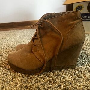 tan lace up wedges